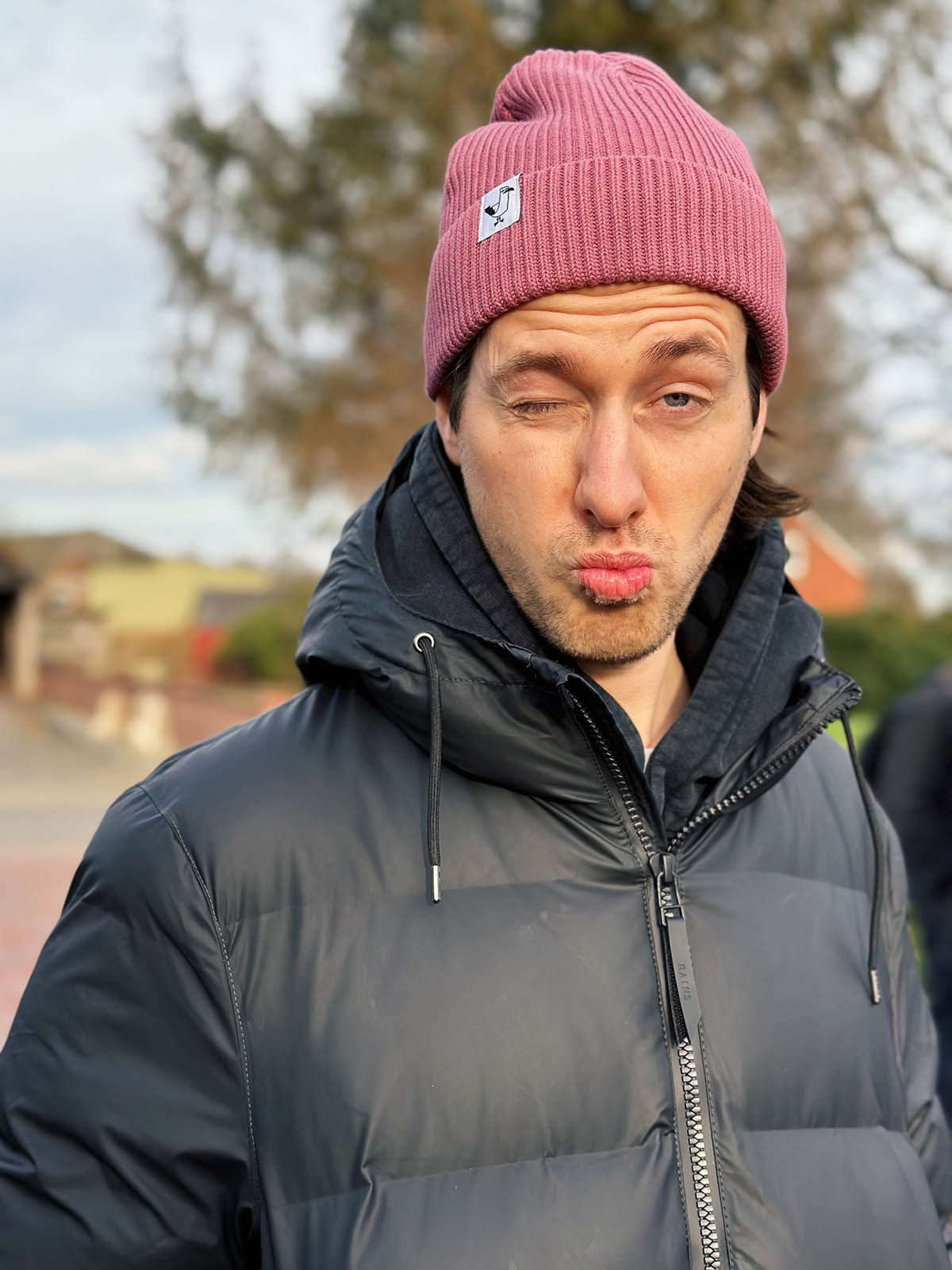 Ostfriesenbande Fischermütze / Beanie in rosa mit Möwe