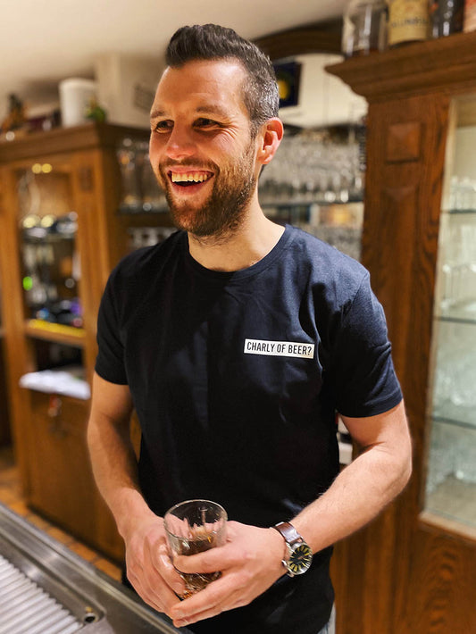 Schwarzes Herren T-Shirt mit "Charly of Beer" Logo